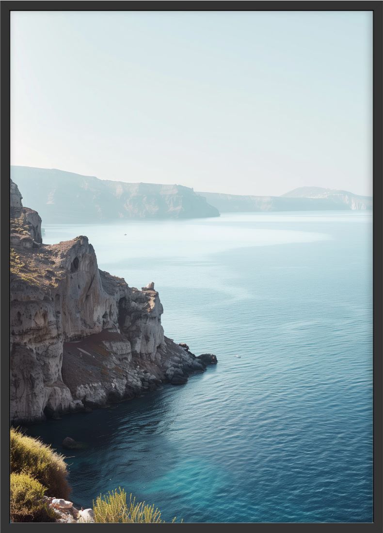 Gebirgslandschaft am Meer