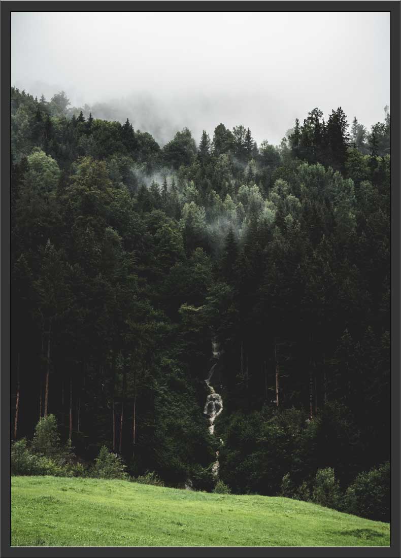 Wald mit Wasserfall Poster Natur Mountains